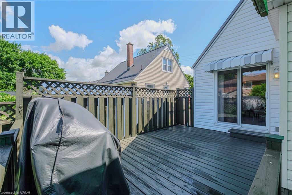 












124 ORCHARD Avenue

,
Simcoe,




Ontario
N3Y3H3


