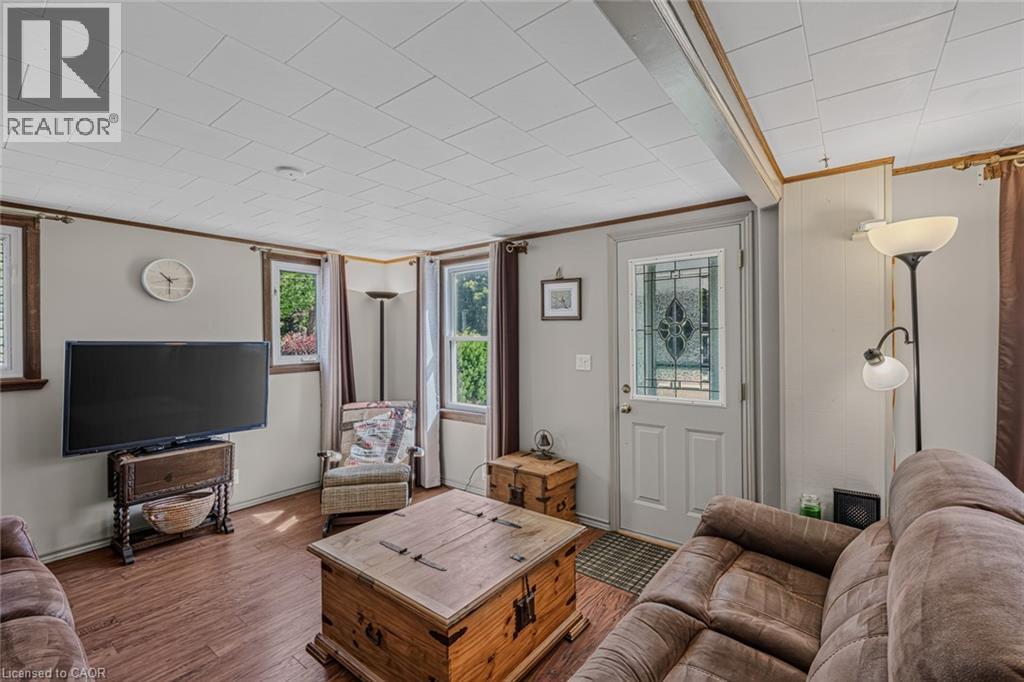 












124 ORCHARD Avenue

,
Simcoe,




Ontario
N3Y3H3

