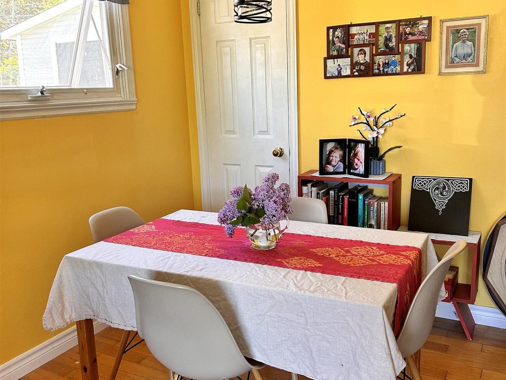 












18 Oak Crescent

,
Port Hawkesbury,




NS
B9A 3H4

