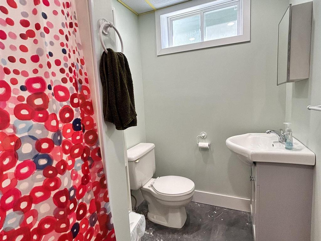 












18 Oak Crescent

,
Port Hawkesbury,




NS
B9A 3H4

