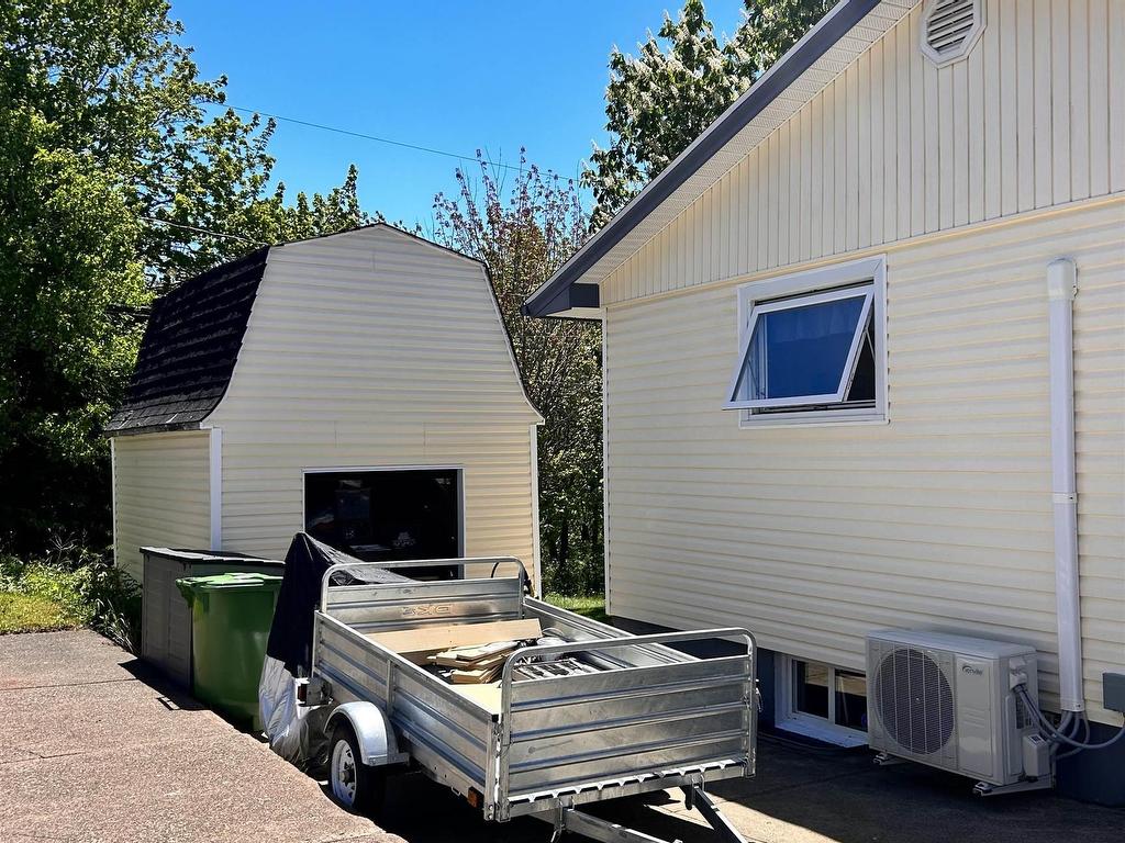 












18 Oak Crescent

,
Port Hawkesbury,




NS
B9A 3H4

