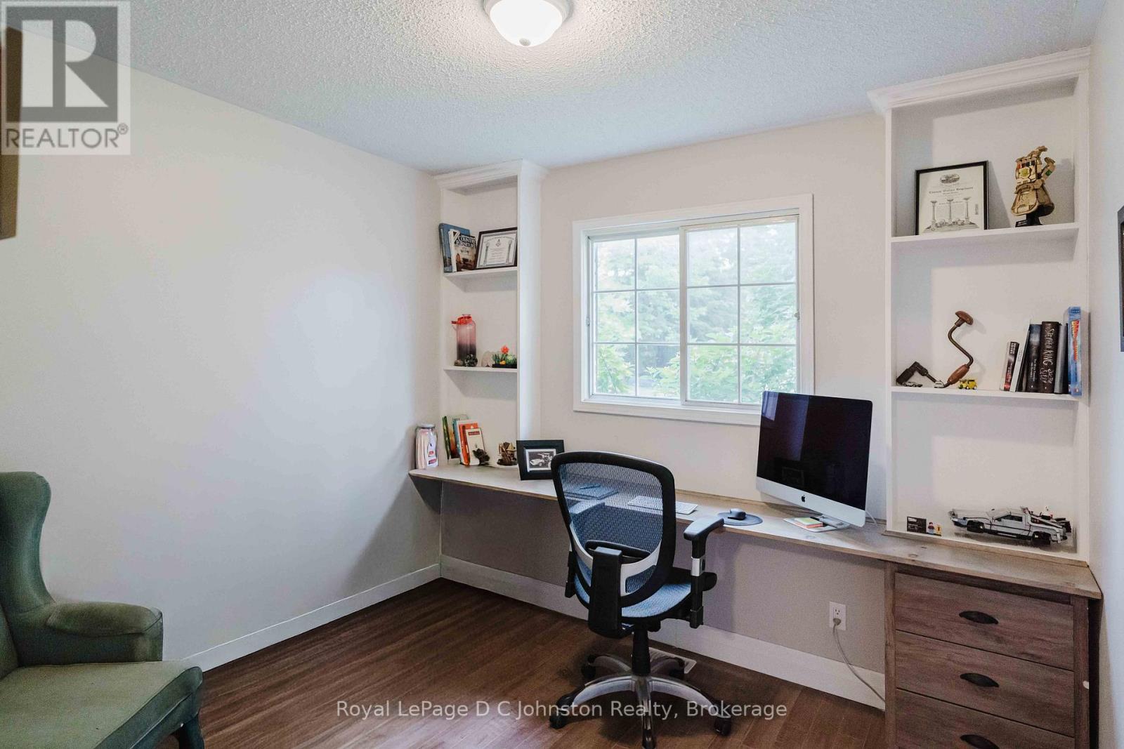 












217 ALBERT STREET

,
Arran-Elderslie,




Ontario
N0G2N0


