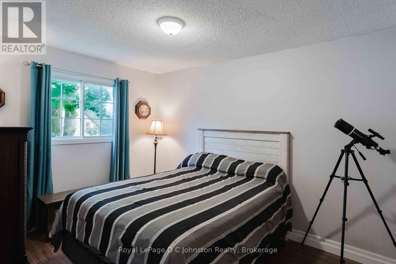 












217 ALBERT STREET

,
Arran-Elderslie,




Ontario
N0G2N0

