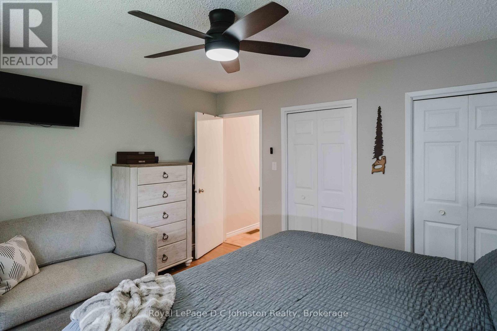 












217 ALBERT STREET

,
Arran-Elderslie,




Ontario
N0G2N0

