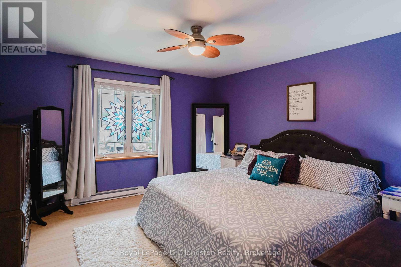 












255 ROWE STREET

,
Arran-Elderslie,




Ontario
N0G2N0

