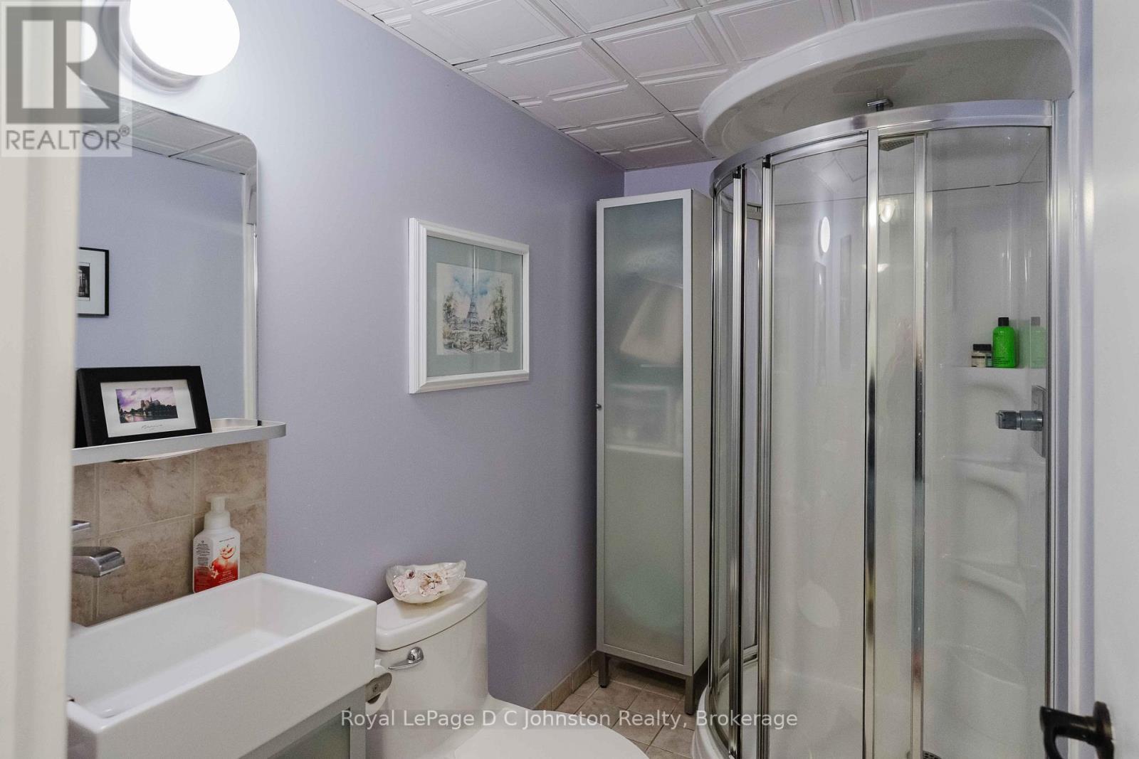 












255 ROWE STREET

,
Arran-Elderslie,




Ontario
N0G2N0

