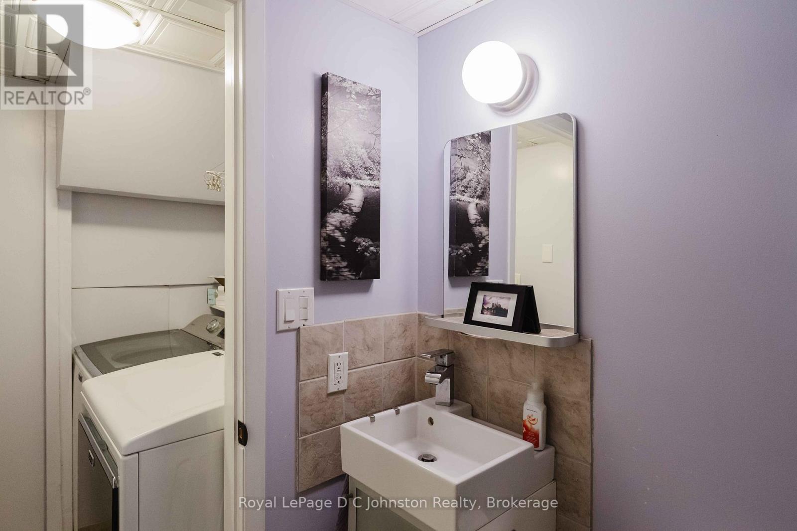 












255 ROWE STREET

,
Arran-Elderslie,




Ontario
N0G2N0

