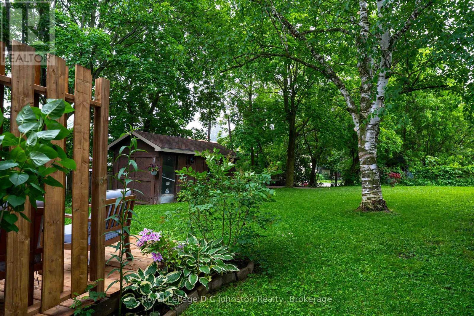 












255 ROWE STREET

,
Arran-Elderslie,




Ontario
N0G2N0

