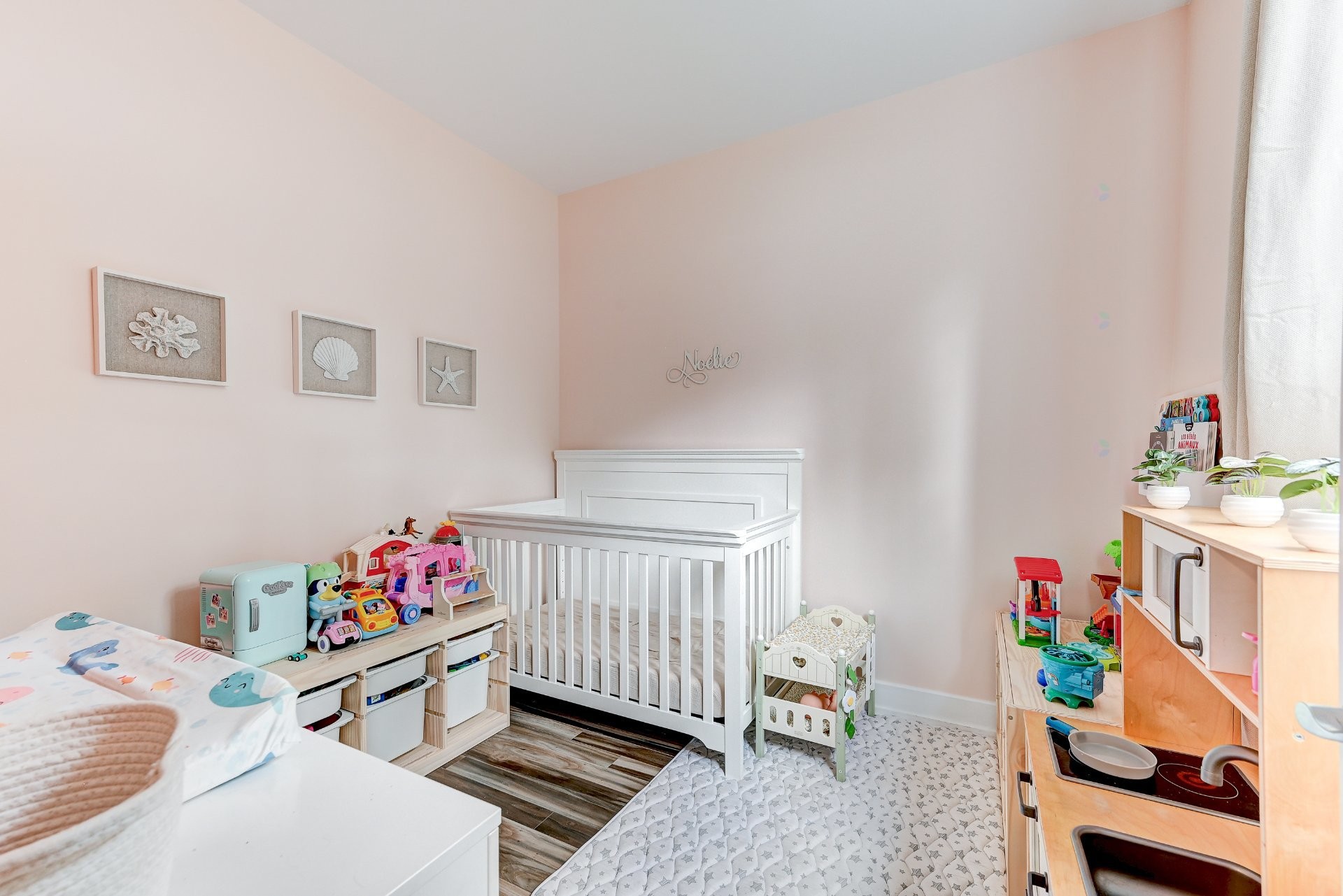 









56


Rue St-Pierre

, 102,
Saint-Constant,




QC
J5A0E9

