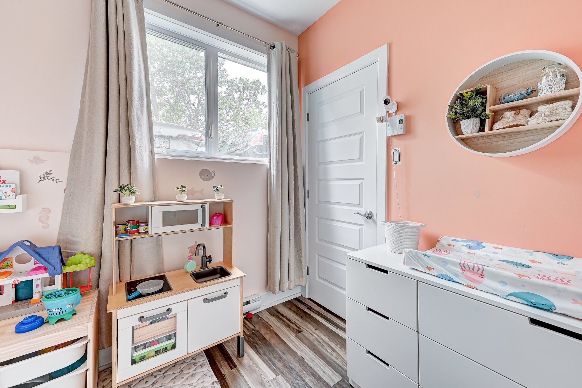 









56


Rue St-Pierre

, 102,
Saint-Constant,




QC
J5A0E9

