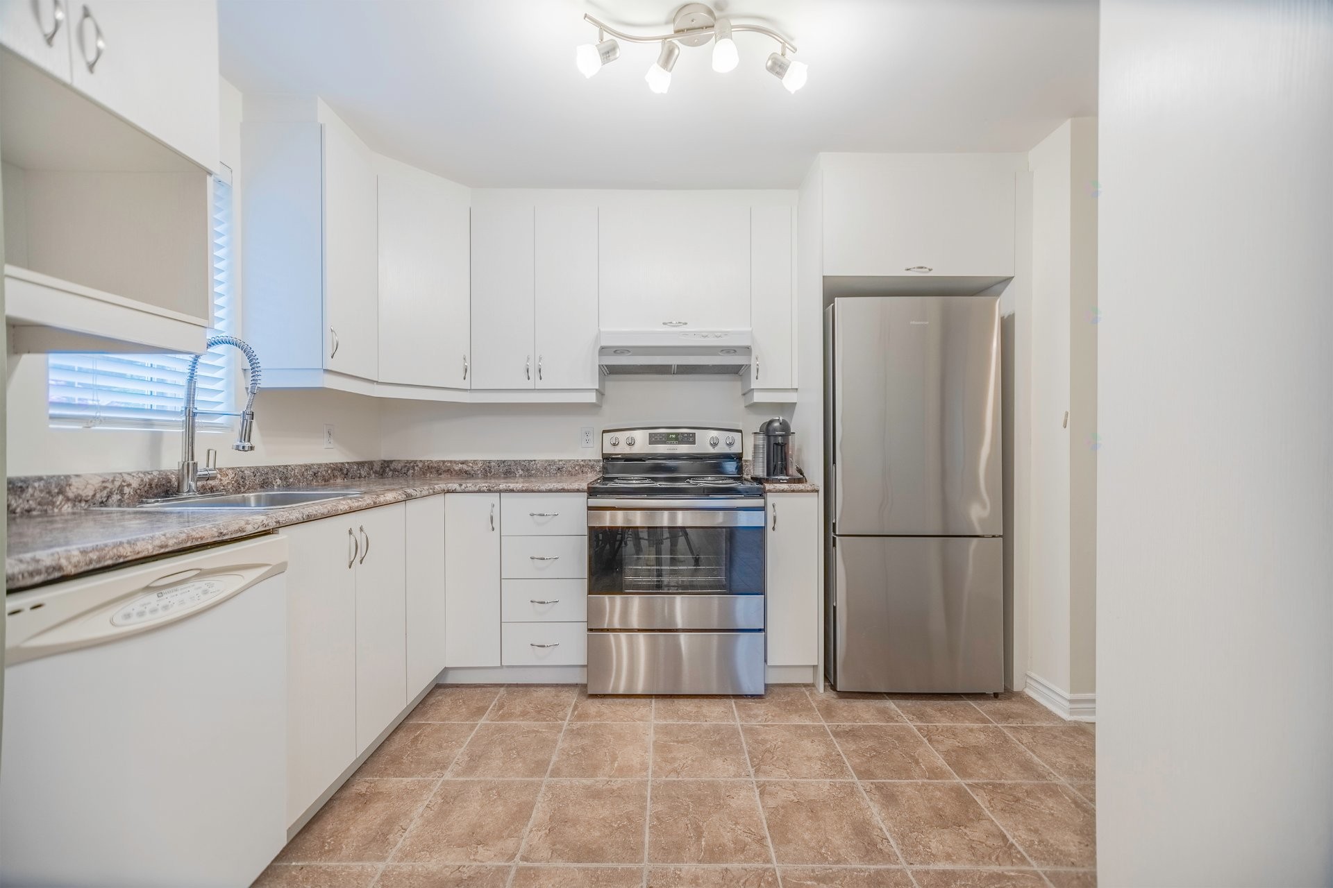 









123


Rue de La Gabelle

,
Varennes,




QC
J3X1Y2

