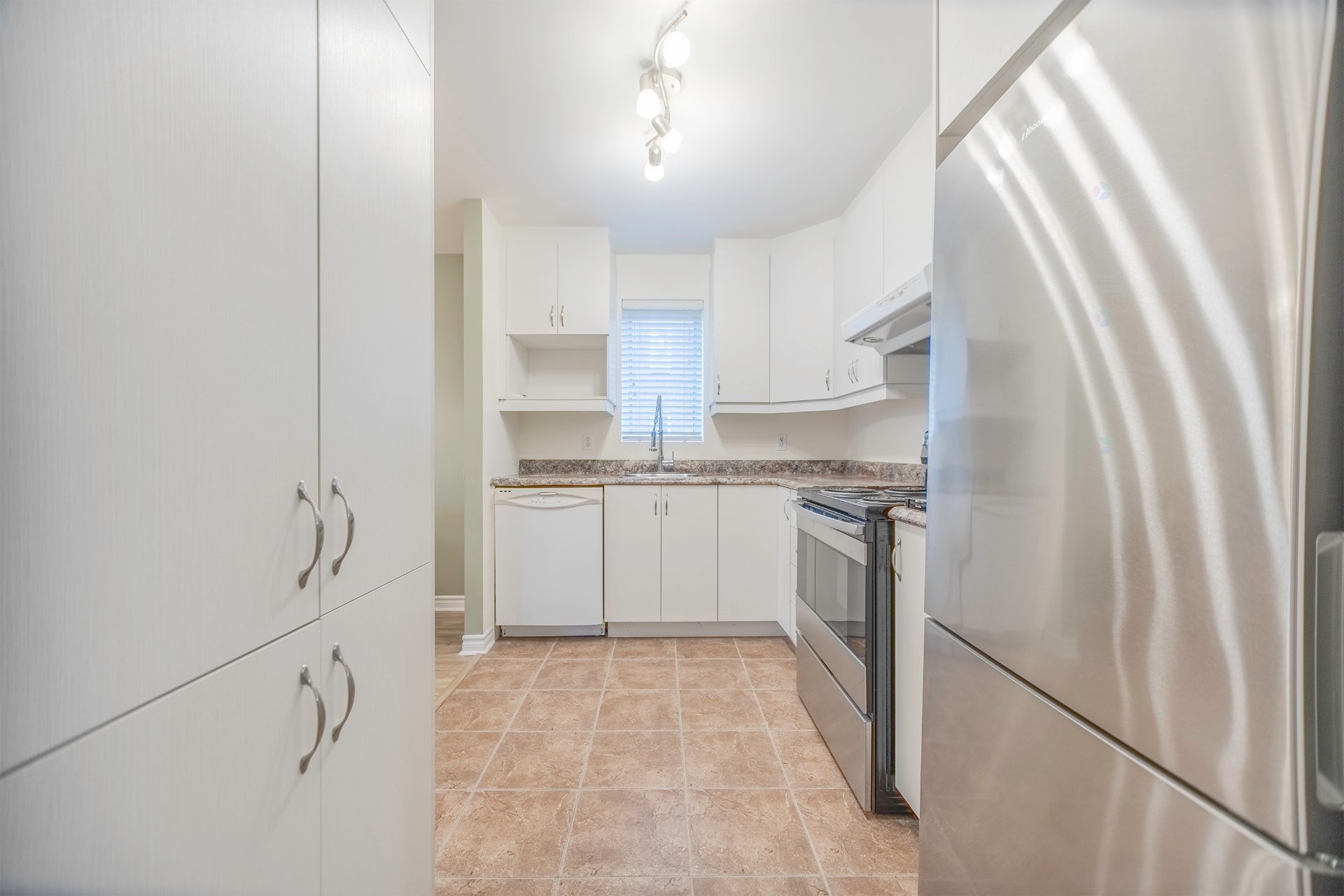 









123


Rue de La Gabelle

,
Varennes,




QC
J3X1Y2

