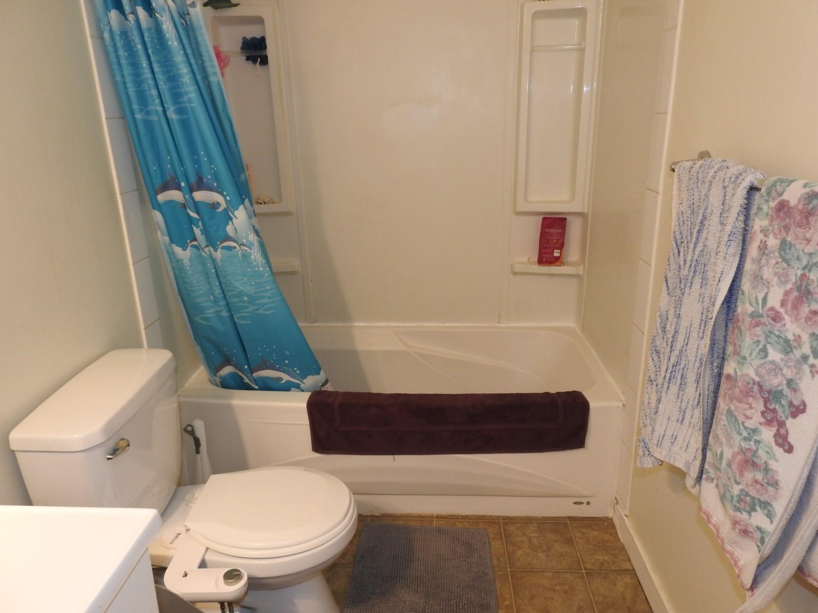 









3807


32

Avenue, 19,
Vernon,




BC
V1T 2N2

