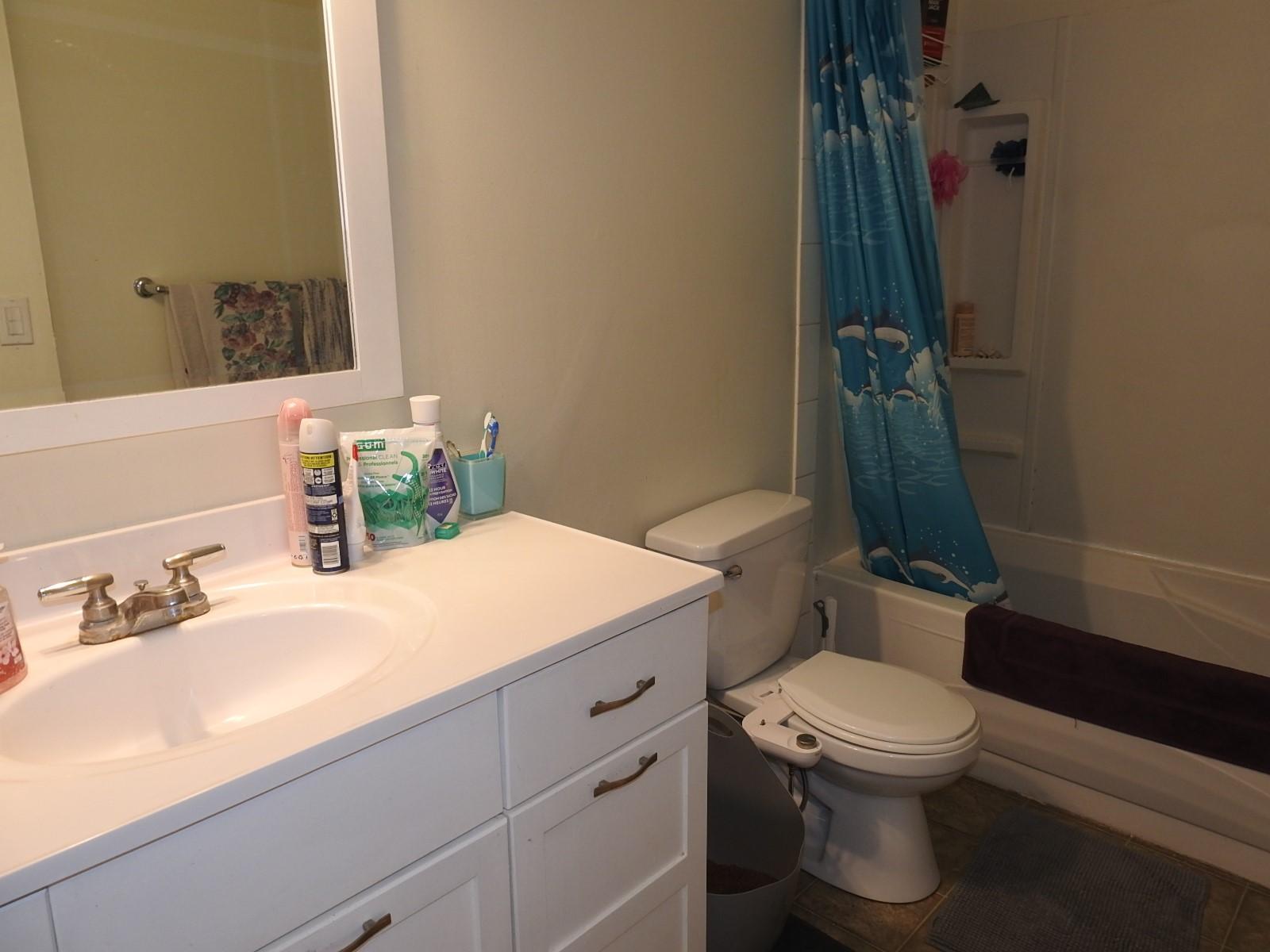 









3807


32

Avenue, 19,
Vernon,




BC
V1T 2N2

