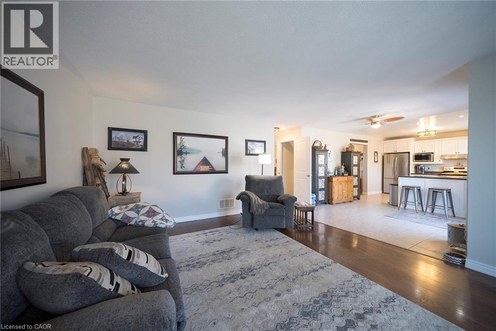 












17 DRIFTWOOD Drive

,
Simcoe,




Ontario
N3Y0A3

