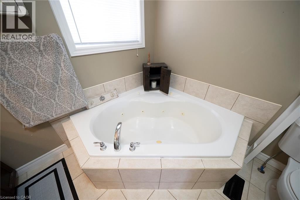












17 DRIFTWOOD Drive

,
Simcoe,




Ontario
N3Y0A3

