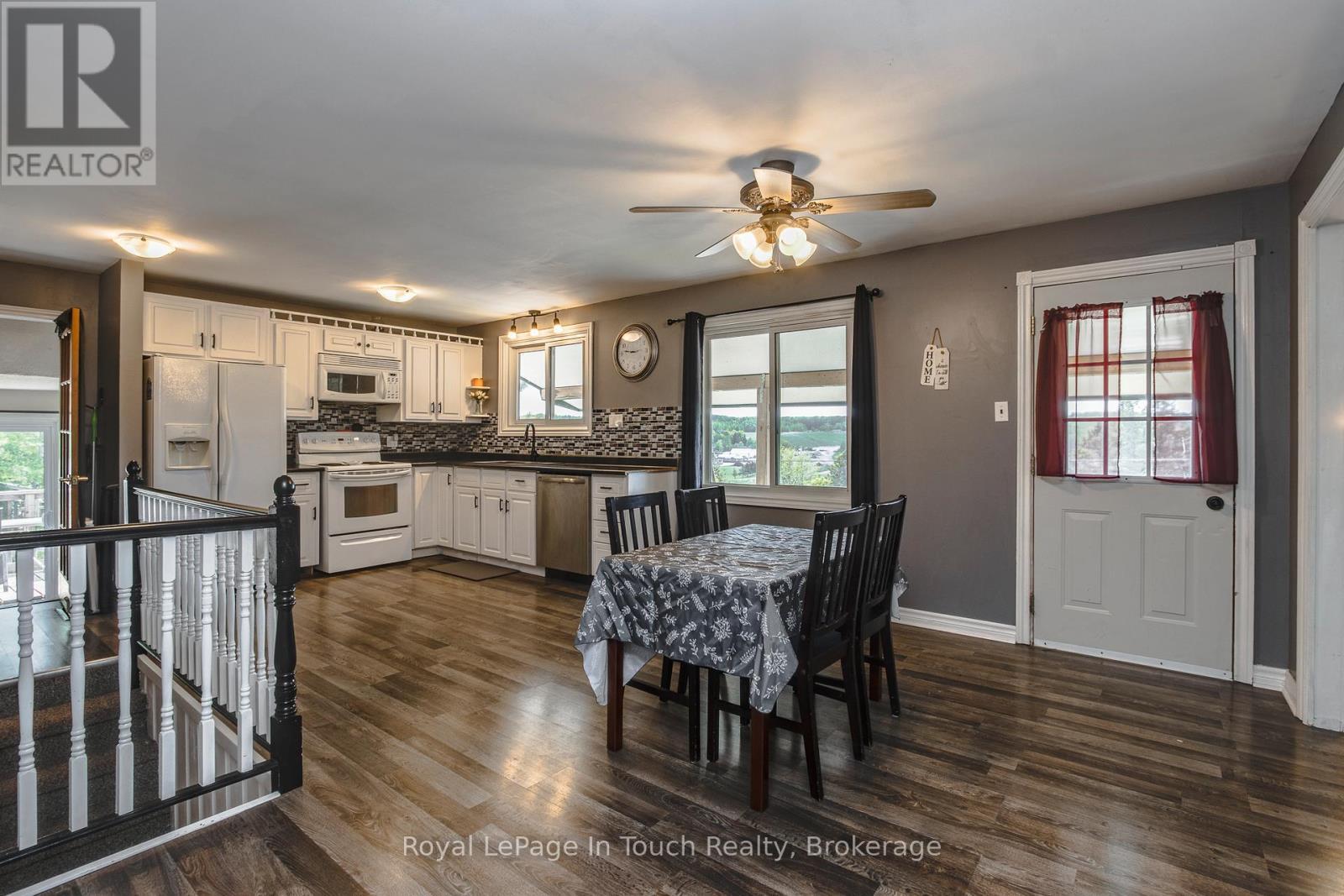 












477 MURRAY ROAD

,
Penetanguishene,




Ontario
L9M2H8

