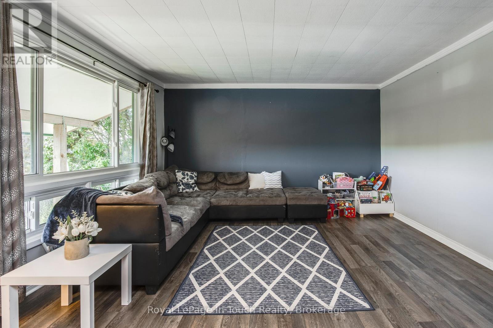 












477 MURRAY ROAD

,
Penetanguishene,




Ontario
L9M2H8

