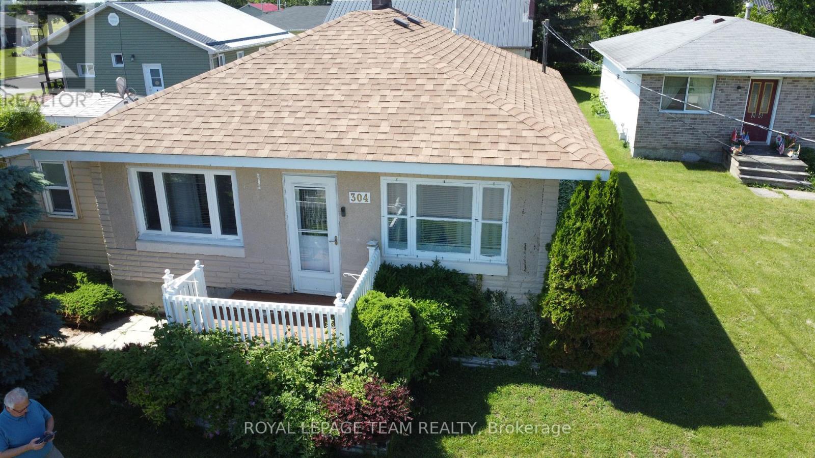 












191 SHANLY ROAD

,
Edwardsburgh/Cardinal,




Ontario
K0E1E0

