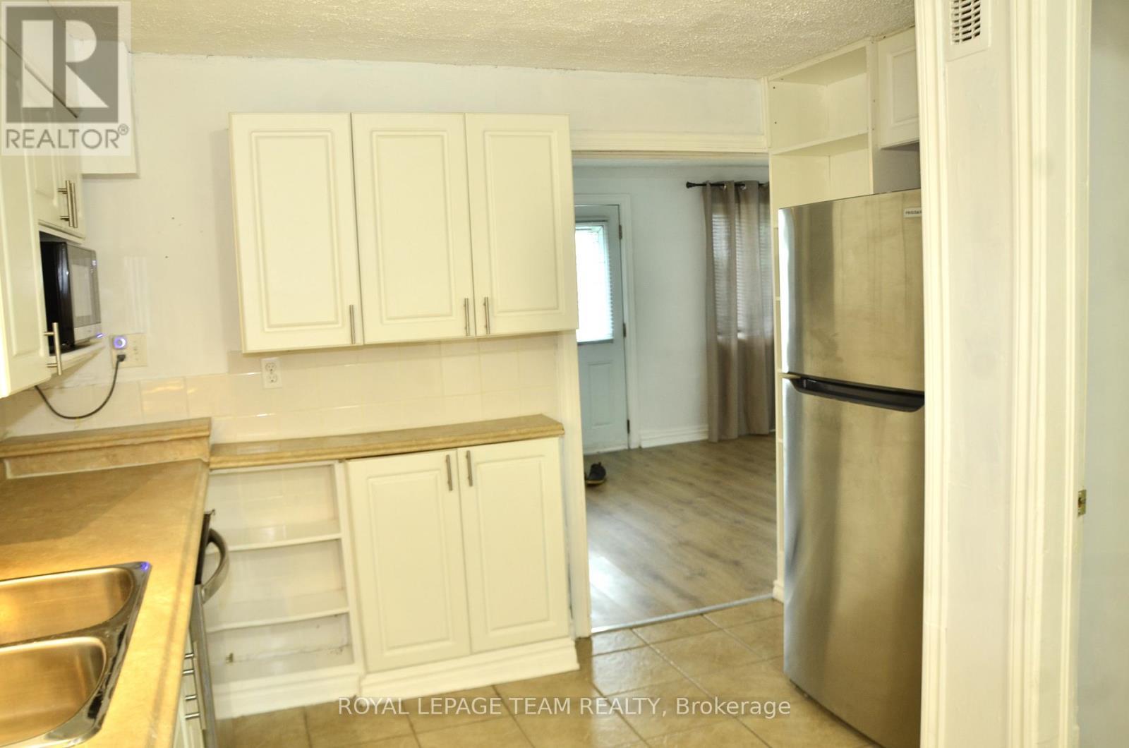 












191 SHANLY ROAD

,
Edwardsburgh/Cardinal,




Ontario
K0E1E0

