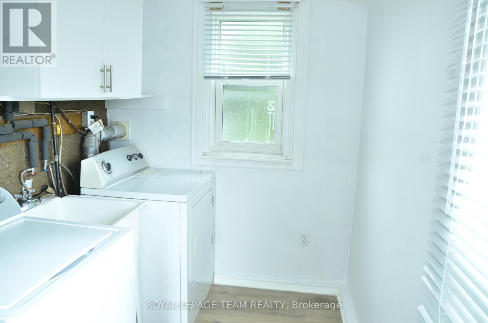 












191 SHANLY ROAD

,
Edwardsburgh/Cardinal,




Ontario
K0E1E0

