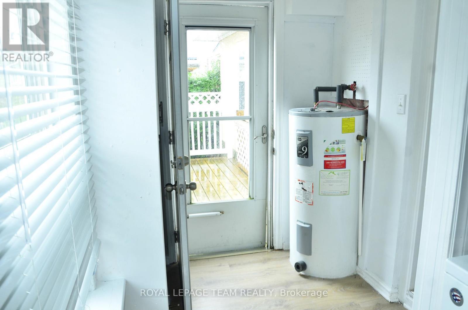 












191 SHANLY ROAD

,
Edwardsburgh/Cardinal,




Ontario
K0E1E0

