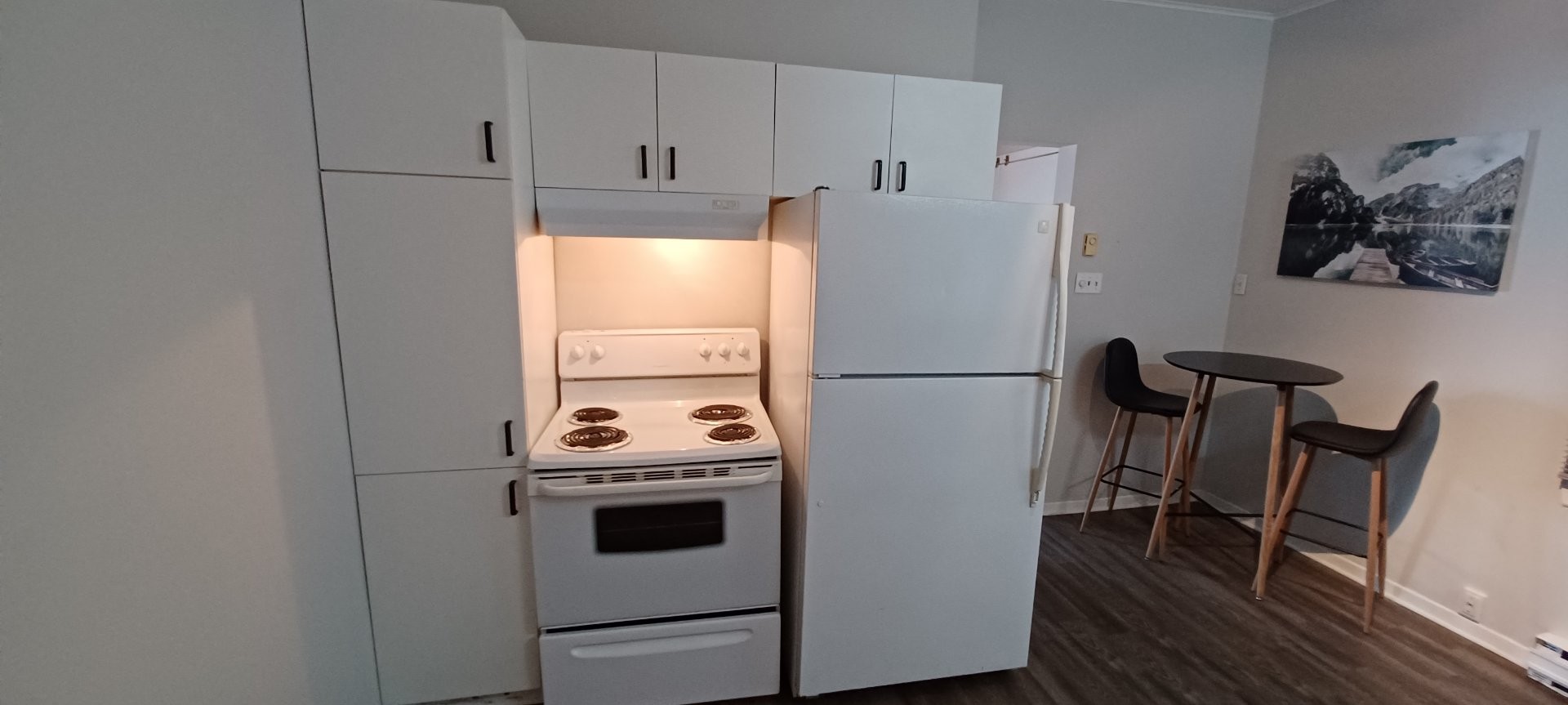 









49


Rue Montpetit

,
Gatineau (Hull),




QC
J8Y4Z7


