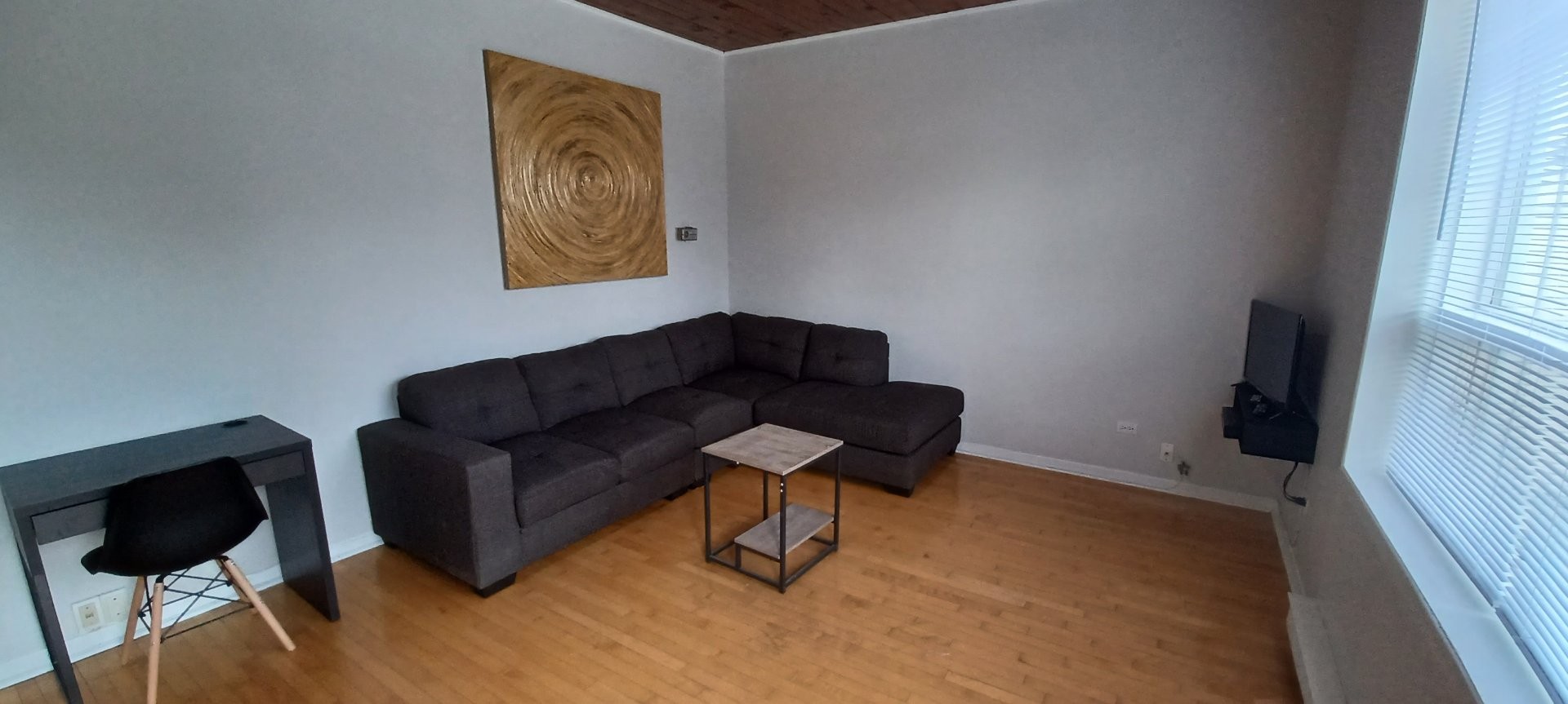 









49


Rue Montpetit

,
Gatineau (Hull),




QC
J8Y4Z7


