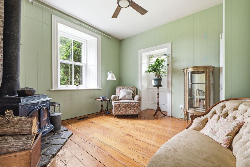 









277C


Ch. Front

,
Clarendon,







QC
J0X2Y0

