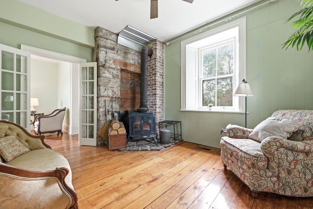 









277C


Ch. Front

,
Clarendon,







QC
J0X2Y0

