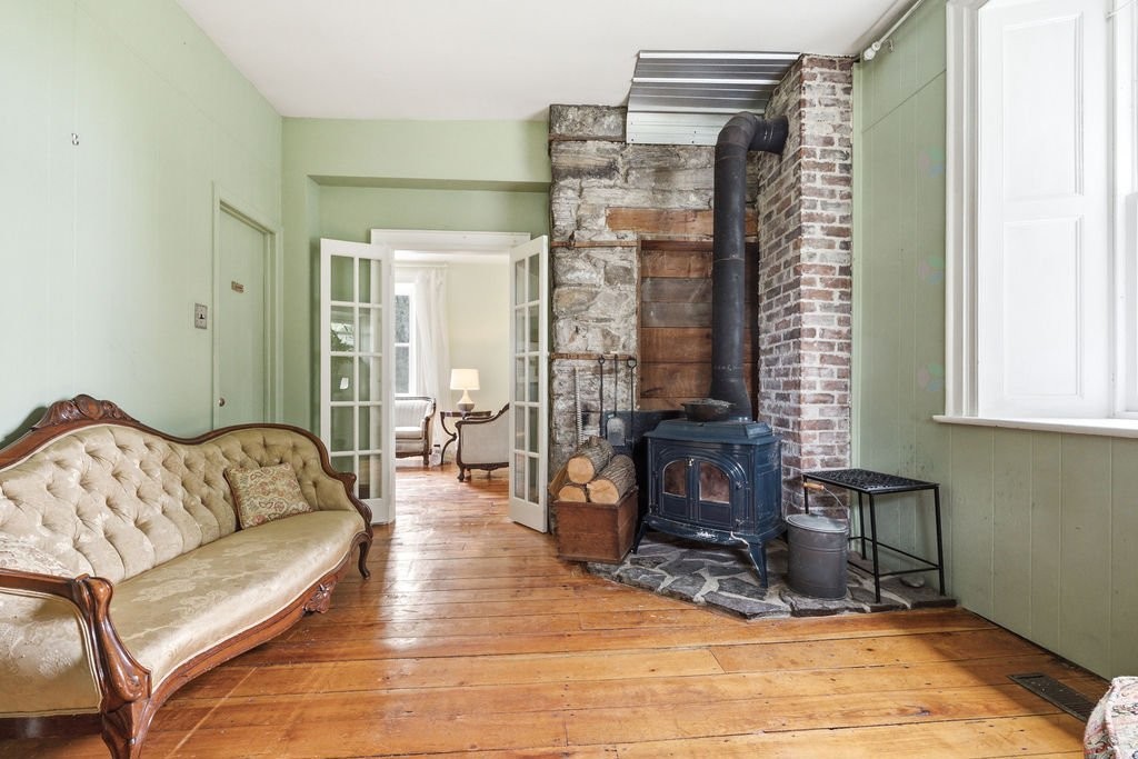 









277C


Ch. Front

,
Clarendon,







QC
J0X2Y0

