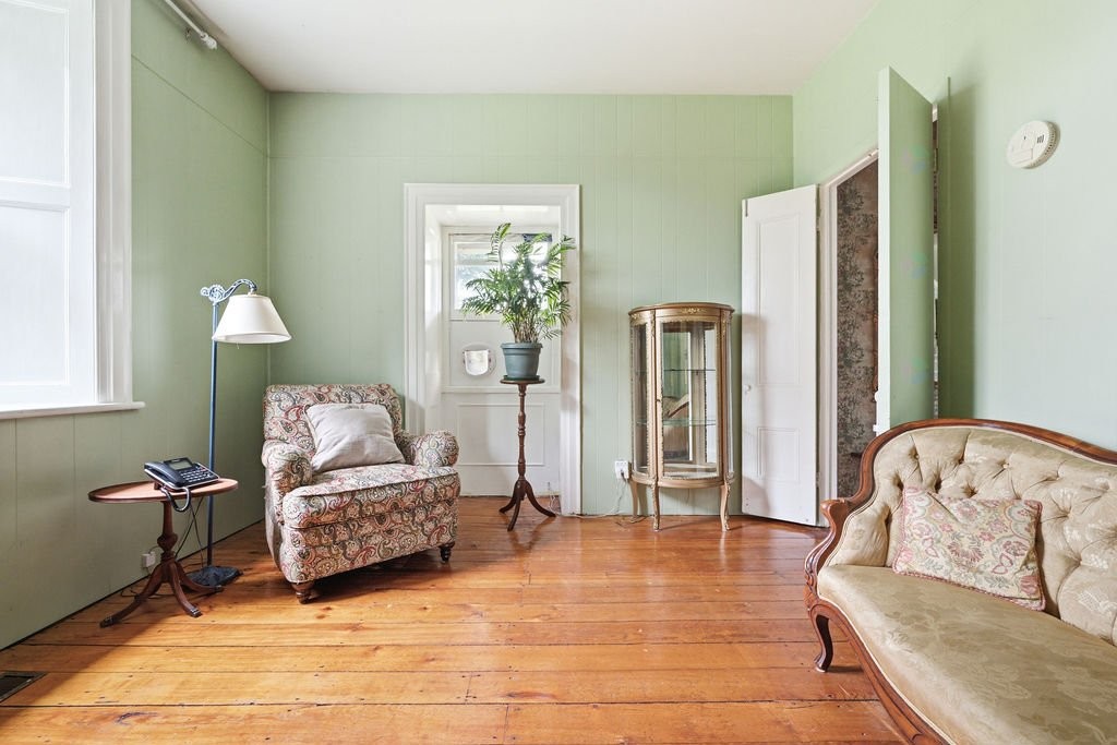 









277C


Ch. Front

,
Clarendon,







QC
J0X2Y0

