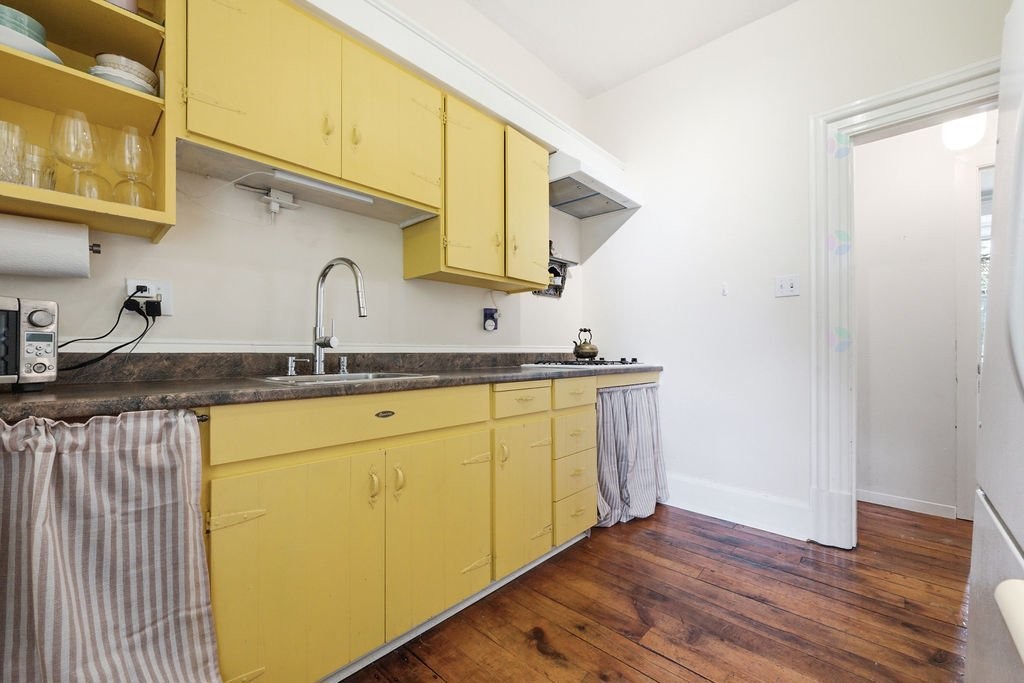 









277C


Ch. Front

,
Clarendon,







QC
J0X2Y0

