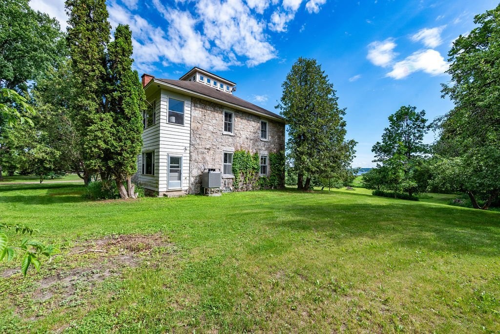 









277C


Ch. Front

,
Clarendon,







QC
J0X2Y0

