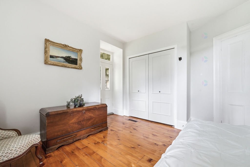 









277C


Ch. Front

,
Clarendon,







QC
J0X2Y0

