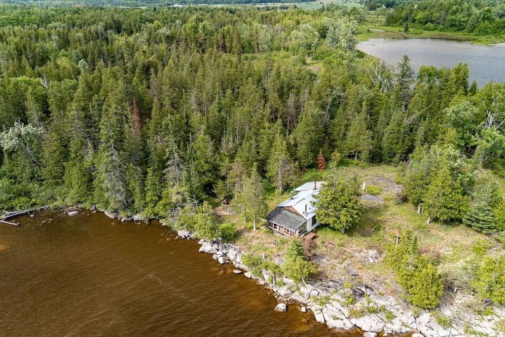 









277C


Ch. Front

,
Clarendon,







QC
J0X2Y0


