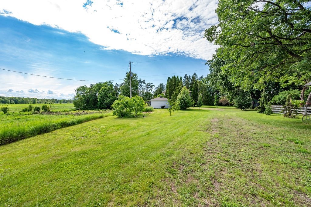 









277C


Ch. Front

,
Clarendon,







QC
J0X2Y0

