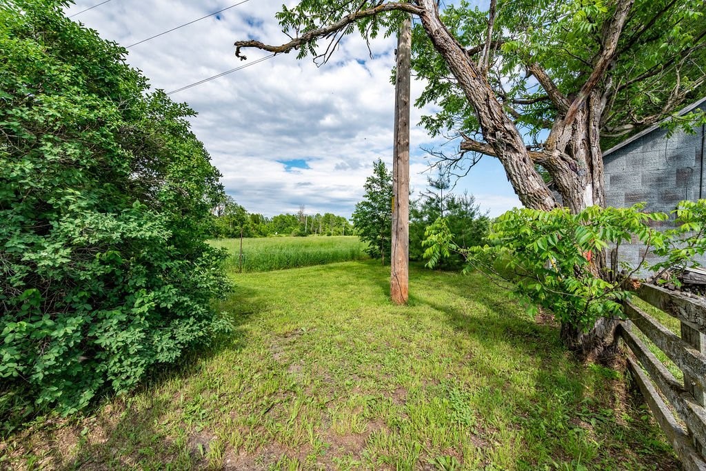 









277C


Ch. Front

,
Clarendon,







QC
J0X2Y0

