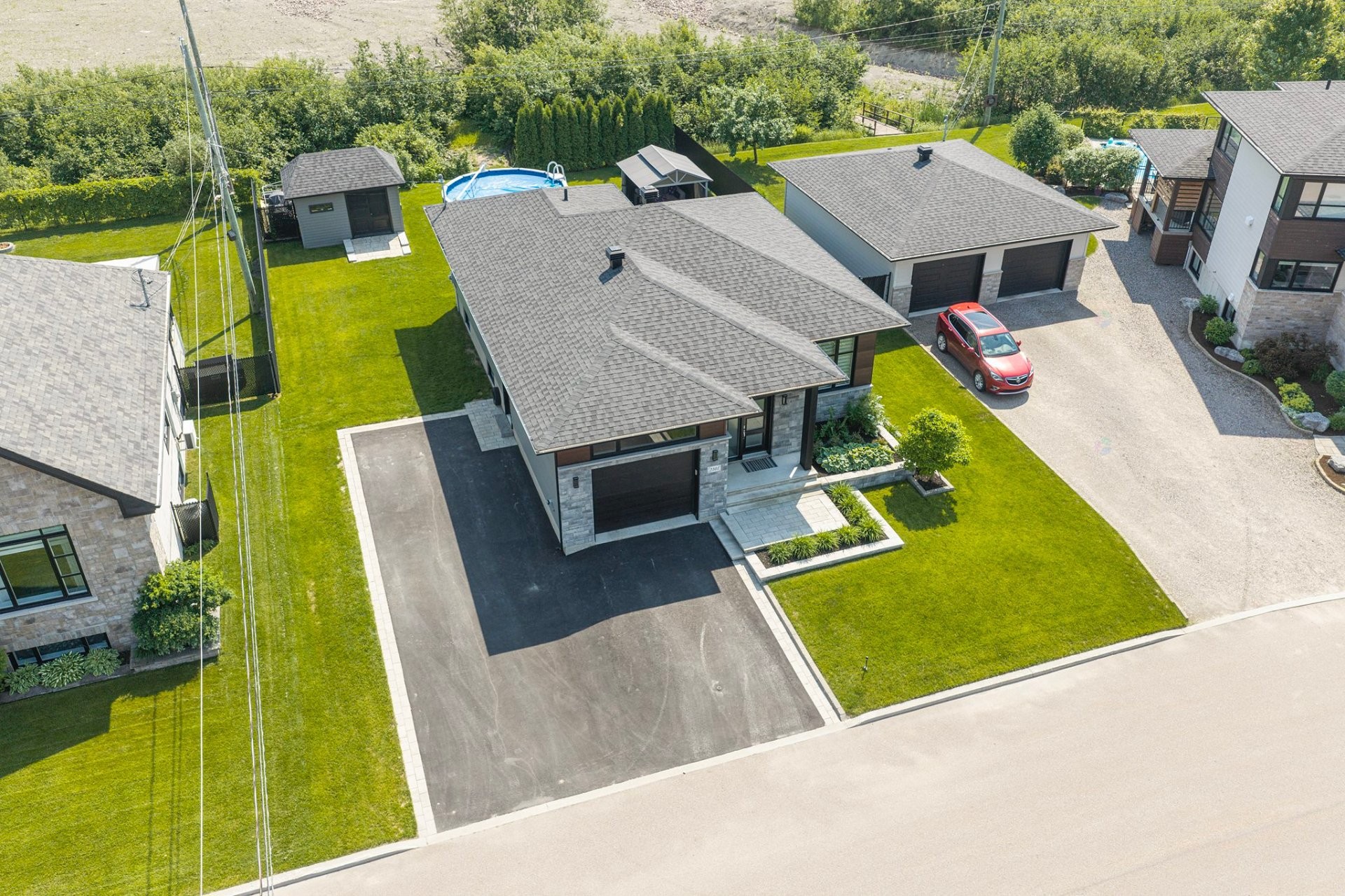 









2101


Rue du Cabernet

,
Saguenay (Chicoutimi),




QC
G7H0M3

