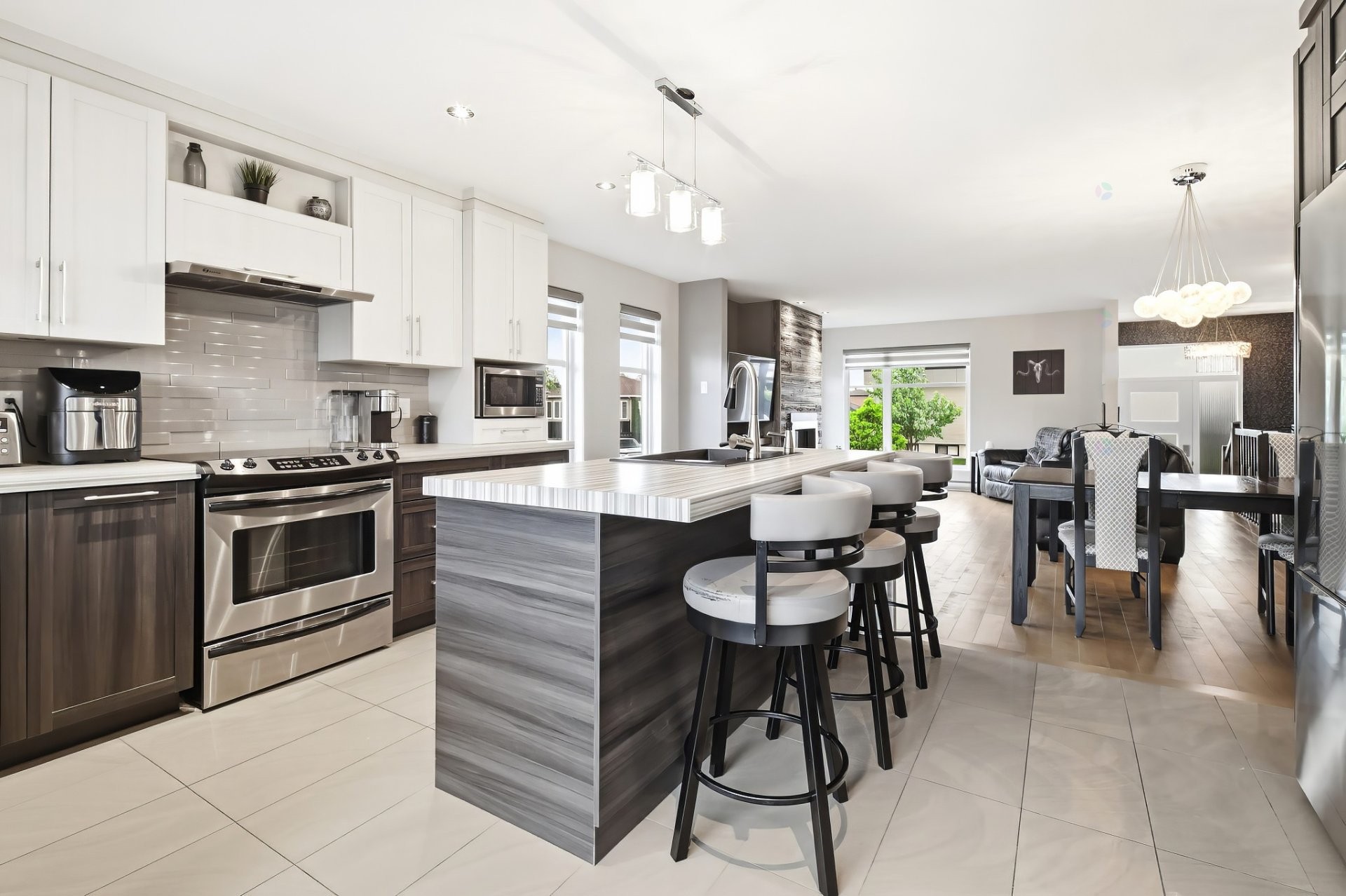 









2101


Rue du Cabernet

,
Saguenay (Chicoutimi),




QC
G7H0M3

