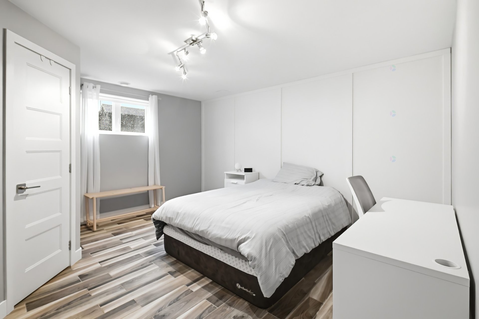 









2101


Rue du Cabernet

,
Saguenay (Chicoutimi),




QC
G7H0M3

