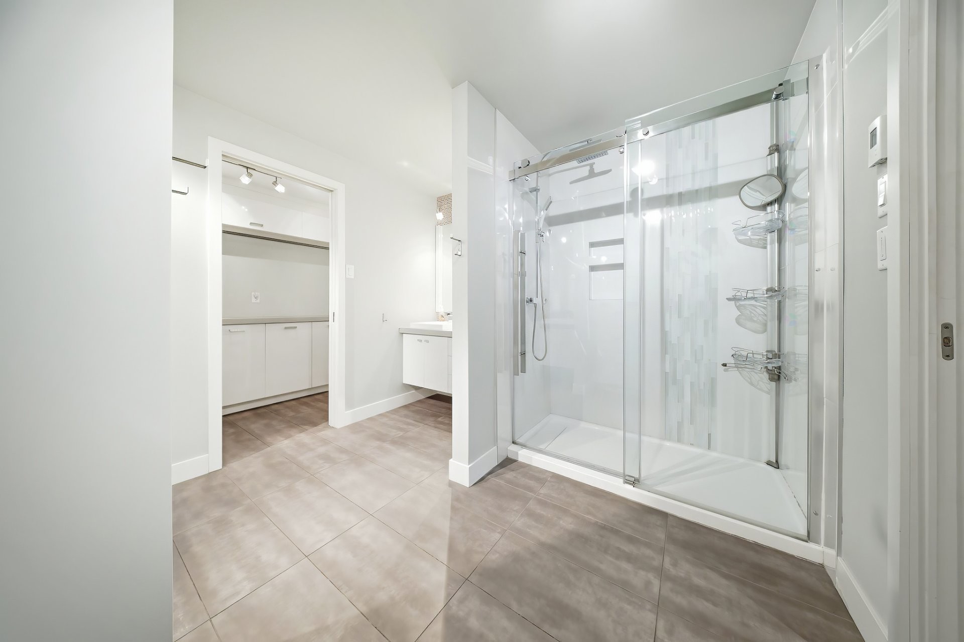 









2101


Rue du Cabernet

,
Saguenay (Chicoutimi),




QC
G7H0M3


