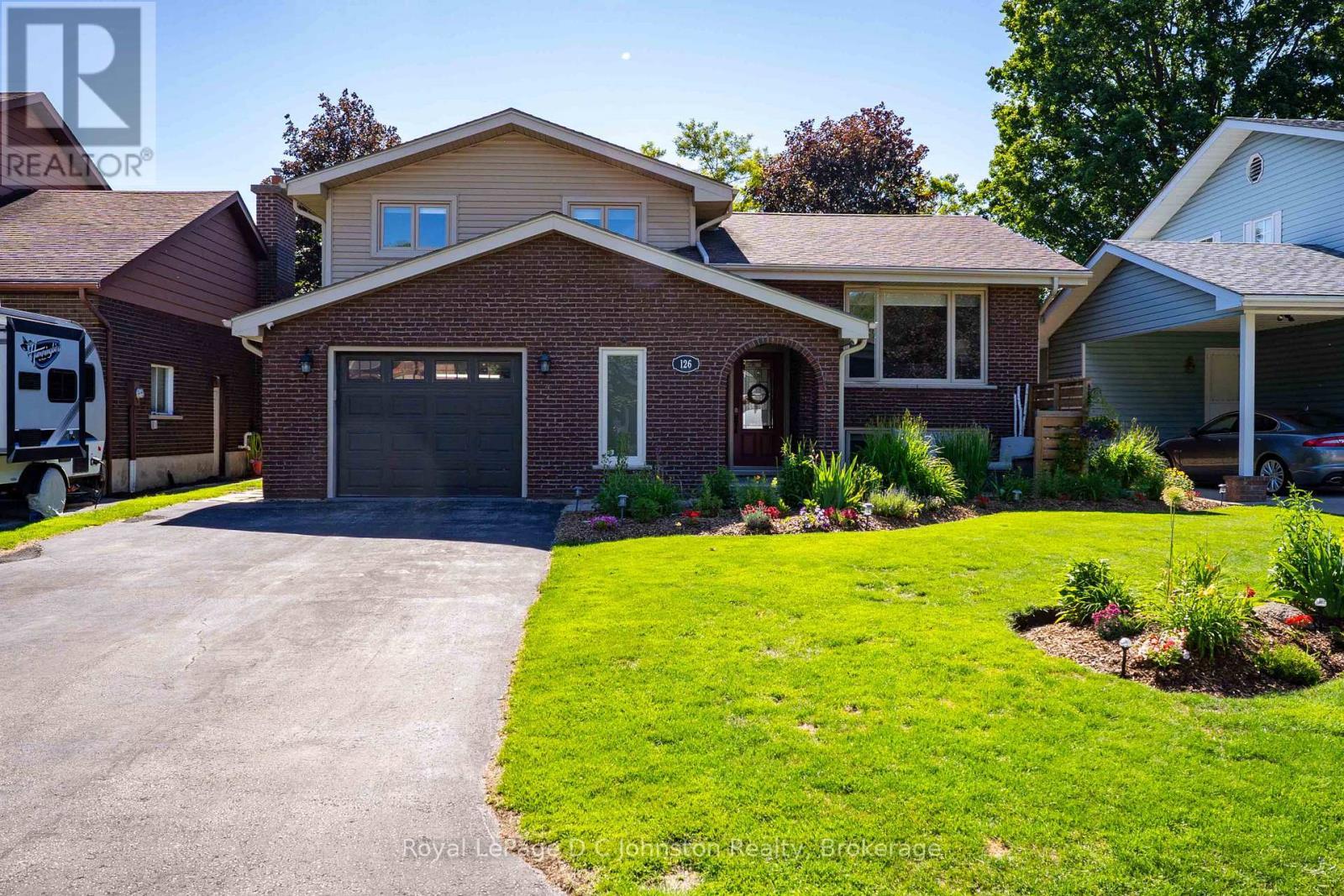 












126 5TH AVENUE E

,
Owen Sound,




Ontario
N4K6C7

