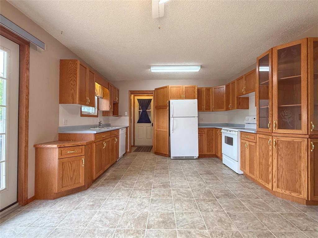 












6 7th Street SE

,
Hamiota,




Manitoba
R0M0T0

