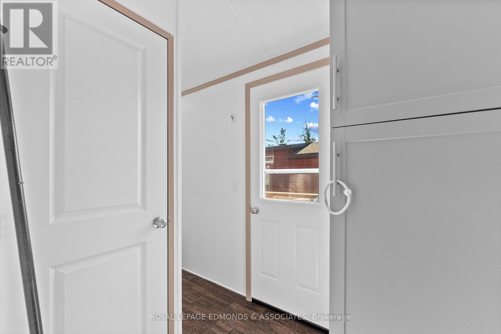 












31 - 92 BINGHAM DRIVE

,
Horton,




Ontario
K0J1Y0

