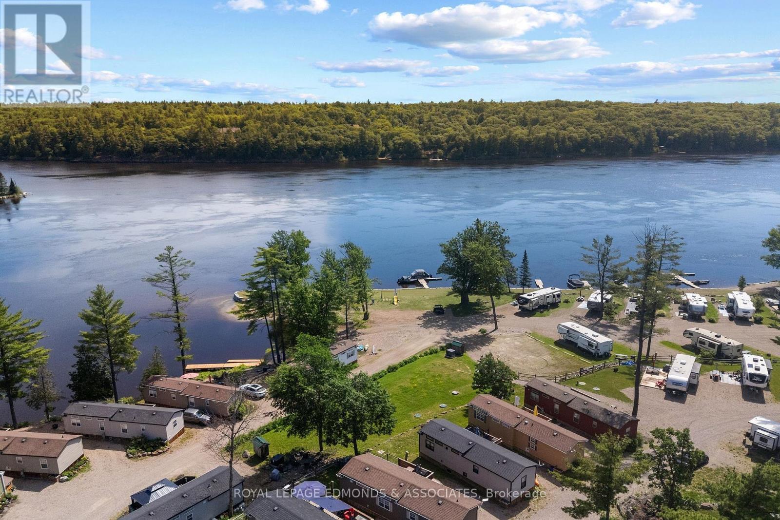 












31 - 92 BINGHAM DRIVE

,
Horton,




Ontario
K0J1Y0

