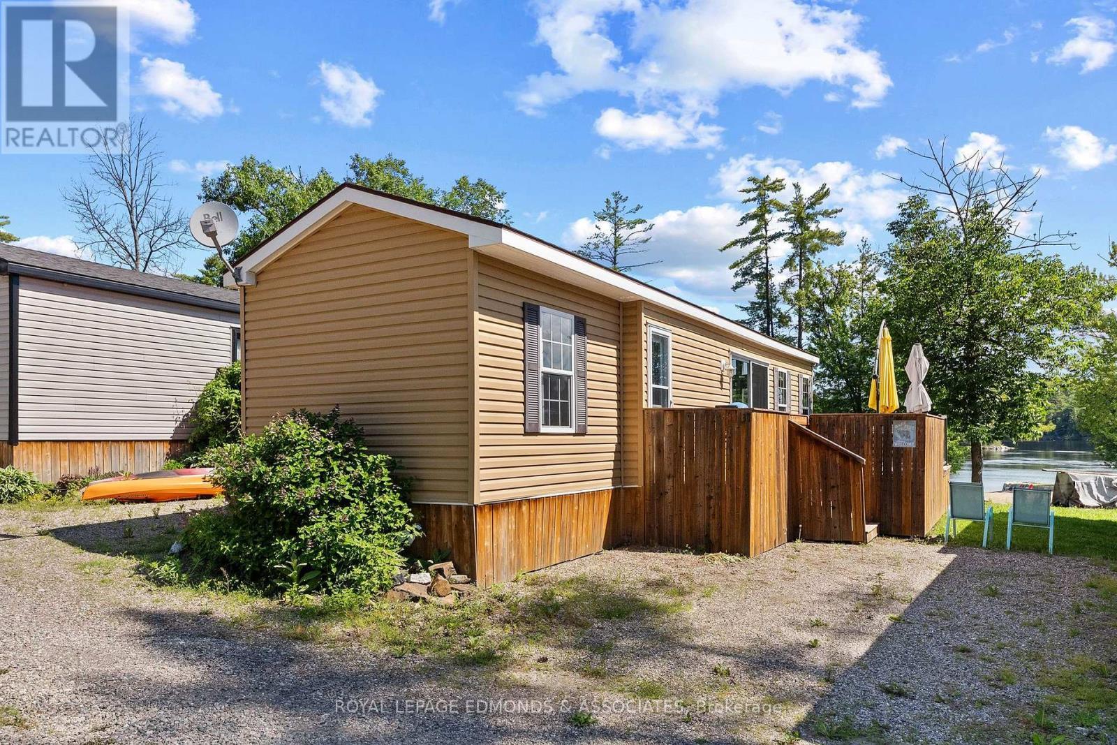 












31 - 92 BINGHAM DRIVE

,
Horton,




Ontario
K0J1Y0

