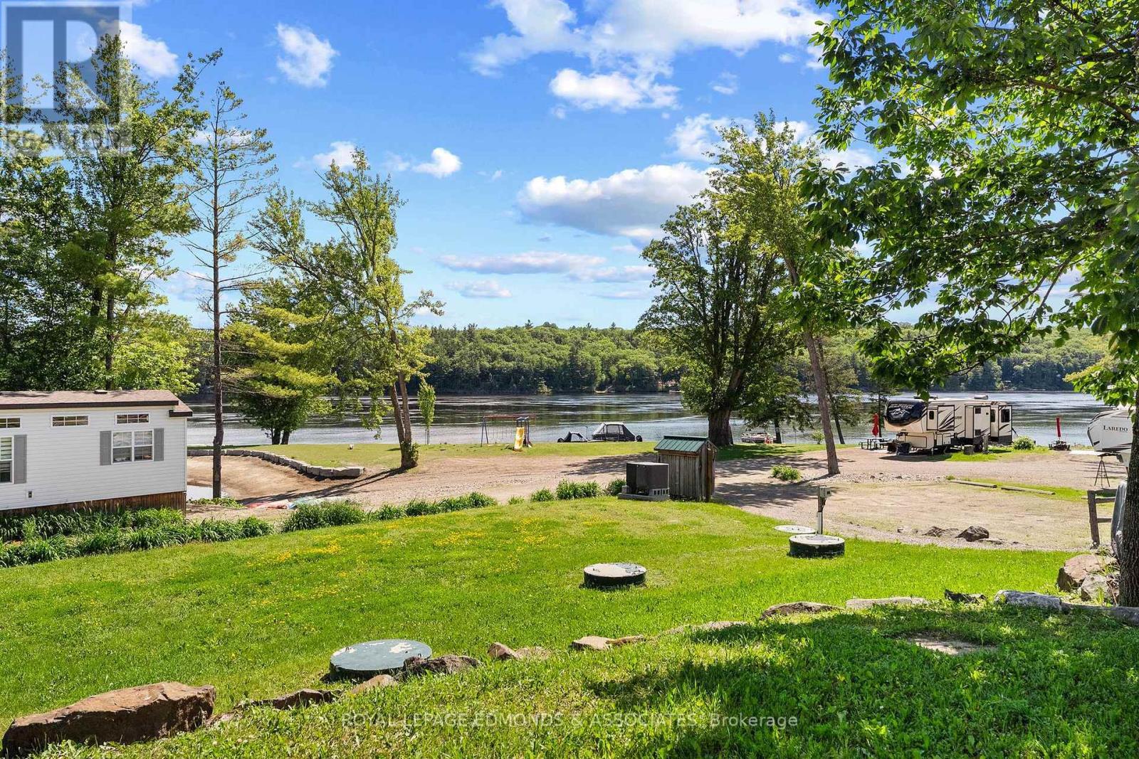 












31 - 92 BINGHAM DRIVE

,
Horton,




Ontario
K0J1Y0

