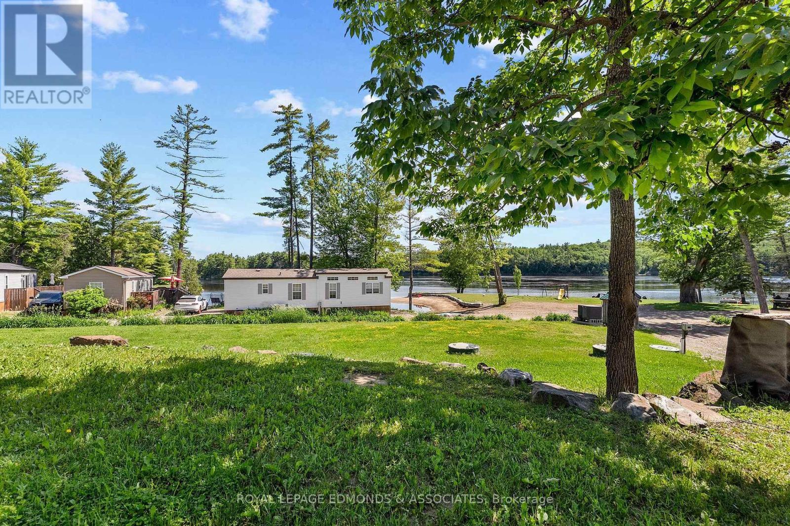 












31 - 92 BINGHAM DRIVE

,
Horton,




Ontario
K0J1Y0

