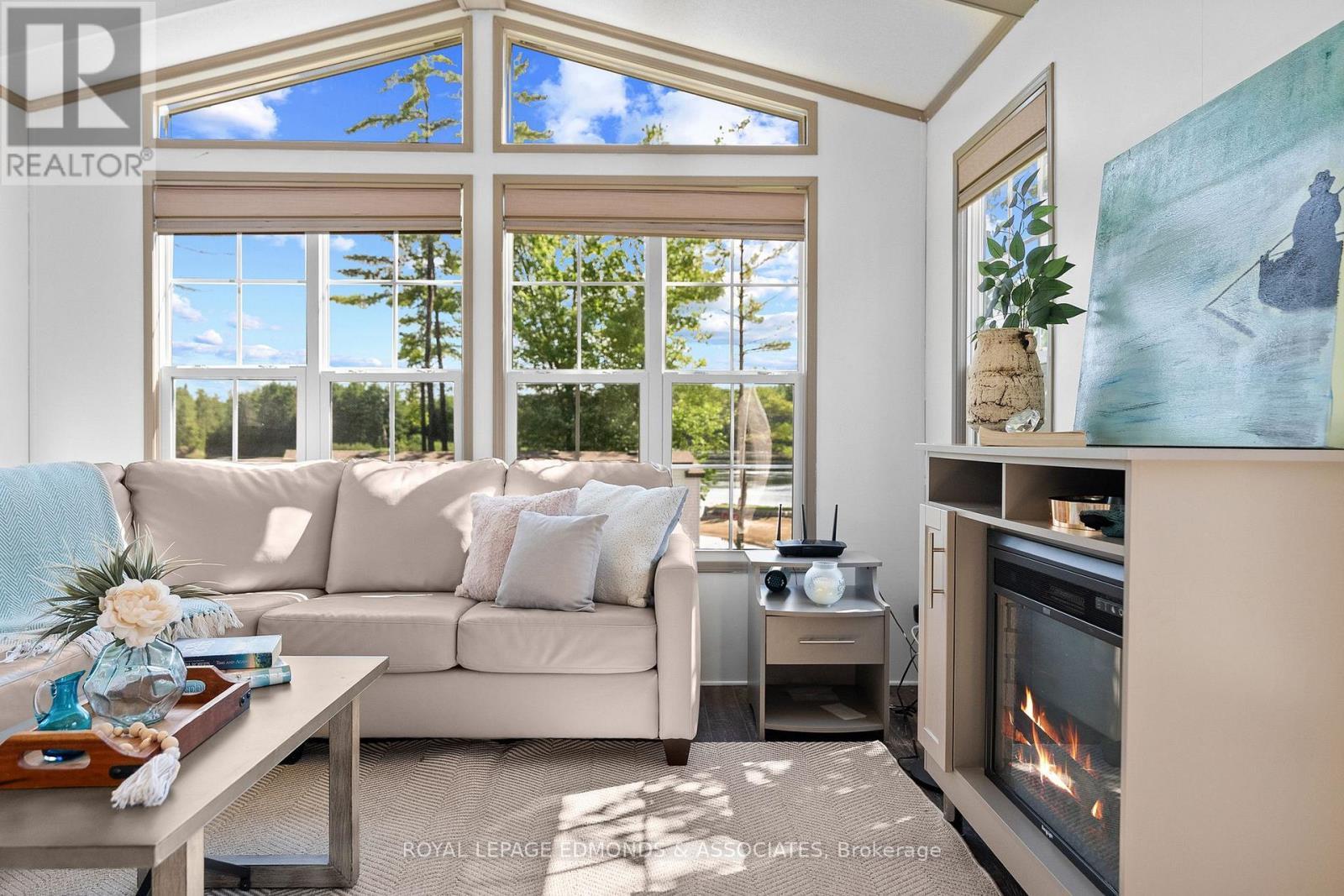 












31 - 92 BINGHAM DRIVE

,
Horton,




Ontario
K0J1Y0


